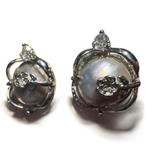 Baroque Pearl Flower Stud Earrings Silver Tone
New